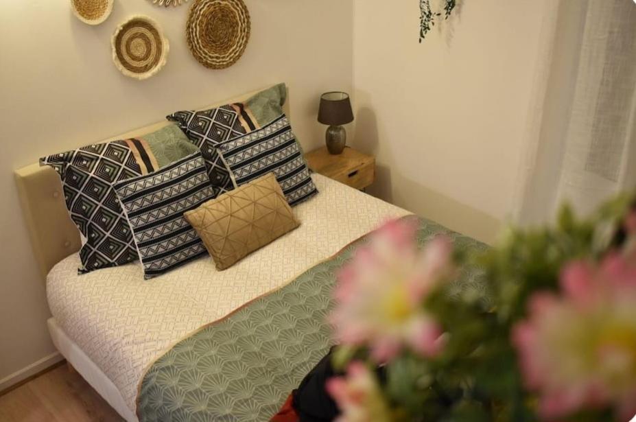 Joli Apartment Proche Du Centre-Ville ปัวติเยร์ ภายนอก รูปภาพ